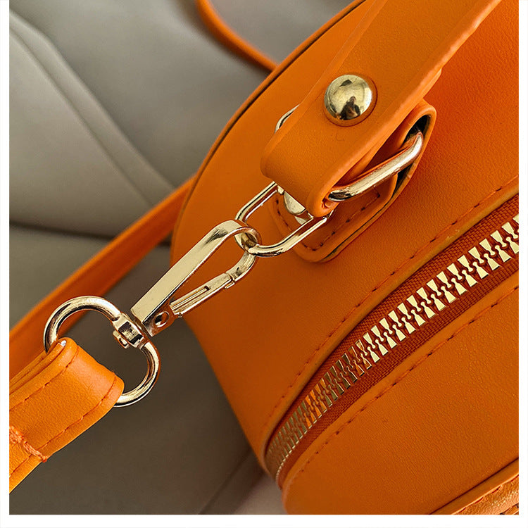 bucket bag